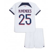 Billiga Paris Saint-Germain Nuno Mendes #25 Barnkläder Borta fotbollskläder till baby 2023-24 Kortärmad (+ Korta byxor)